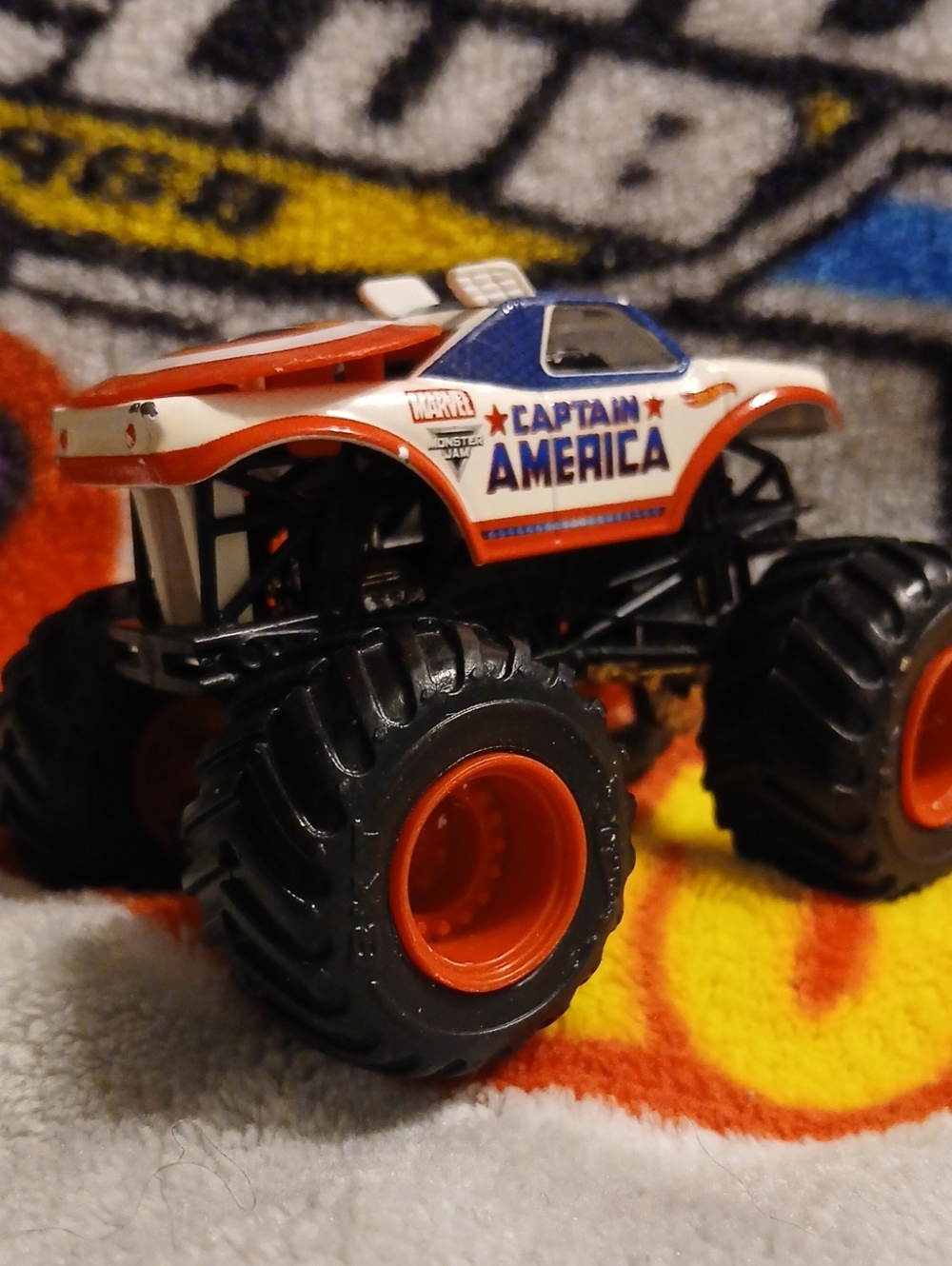 Captain America Marvel Hot Wheels Monster Truck Toy - Red, White & Blue